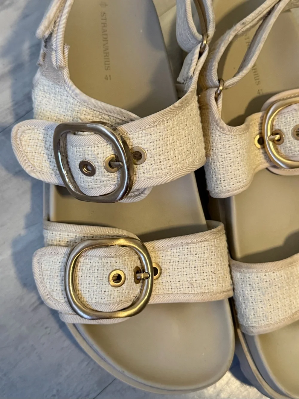stradivarius Cream Double-Buckle Women's Sandals